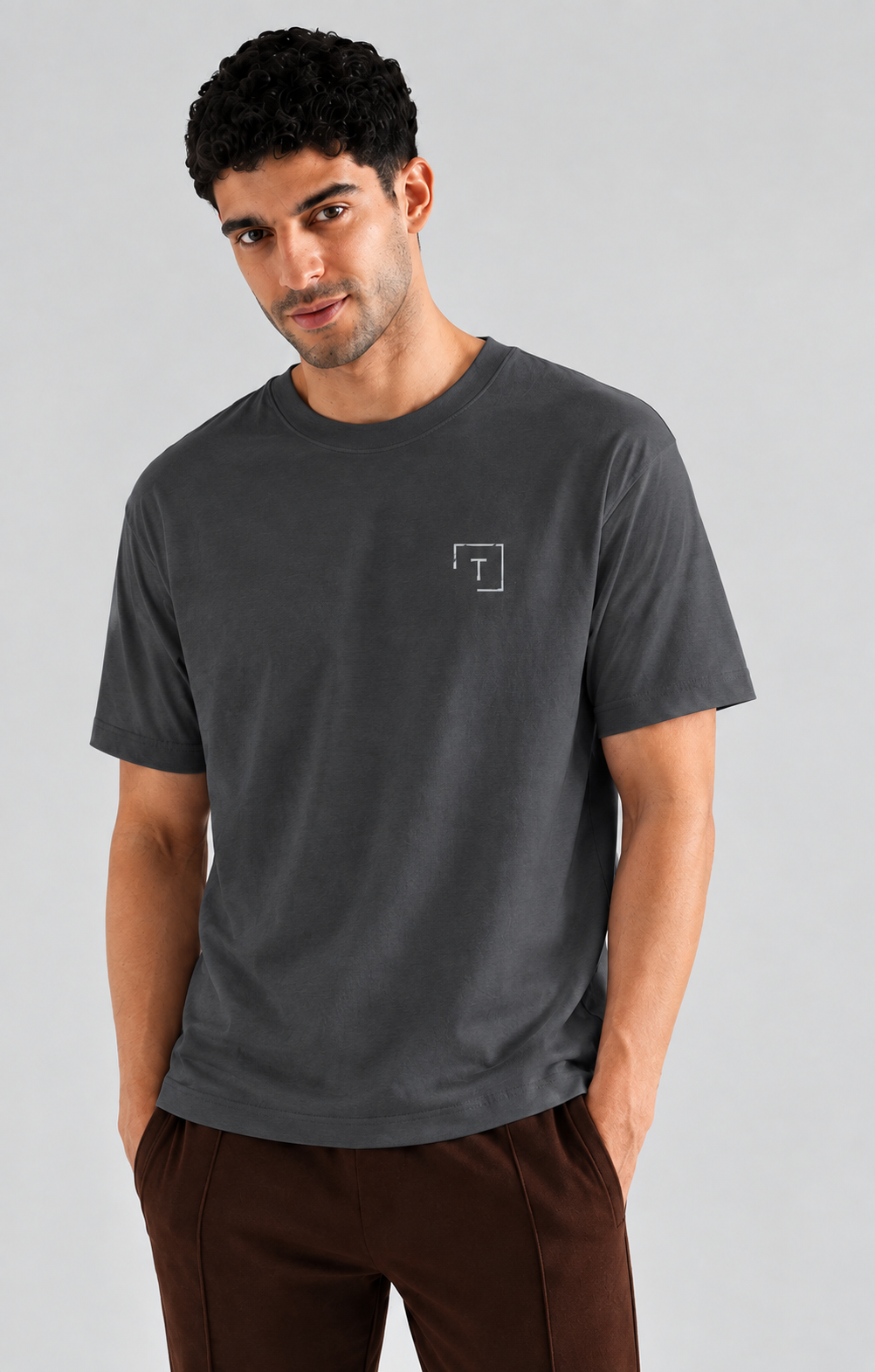 Tailmont Premium White Oversized T-Shirt